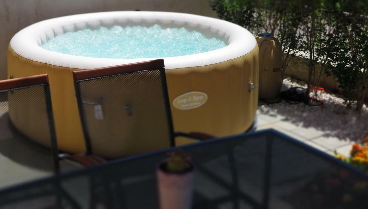 Apartment Gamma With Hydromassage Mini Pool Near Split Zrnovnica ภายนอก รูปภาพ